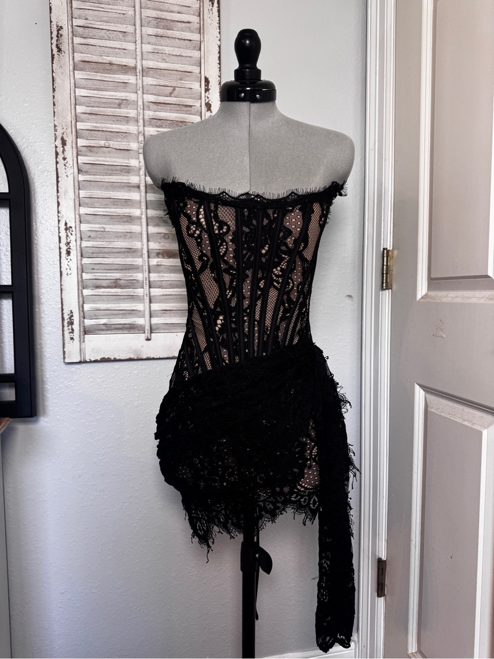 Black Lace Strapless Corset Dress
